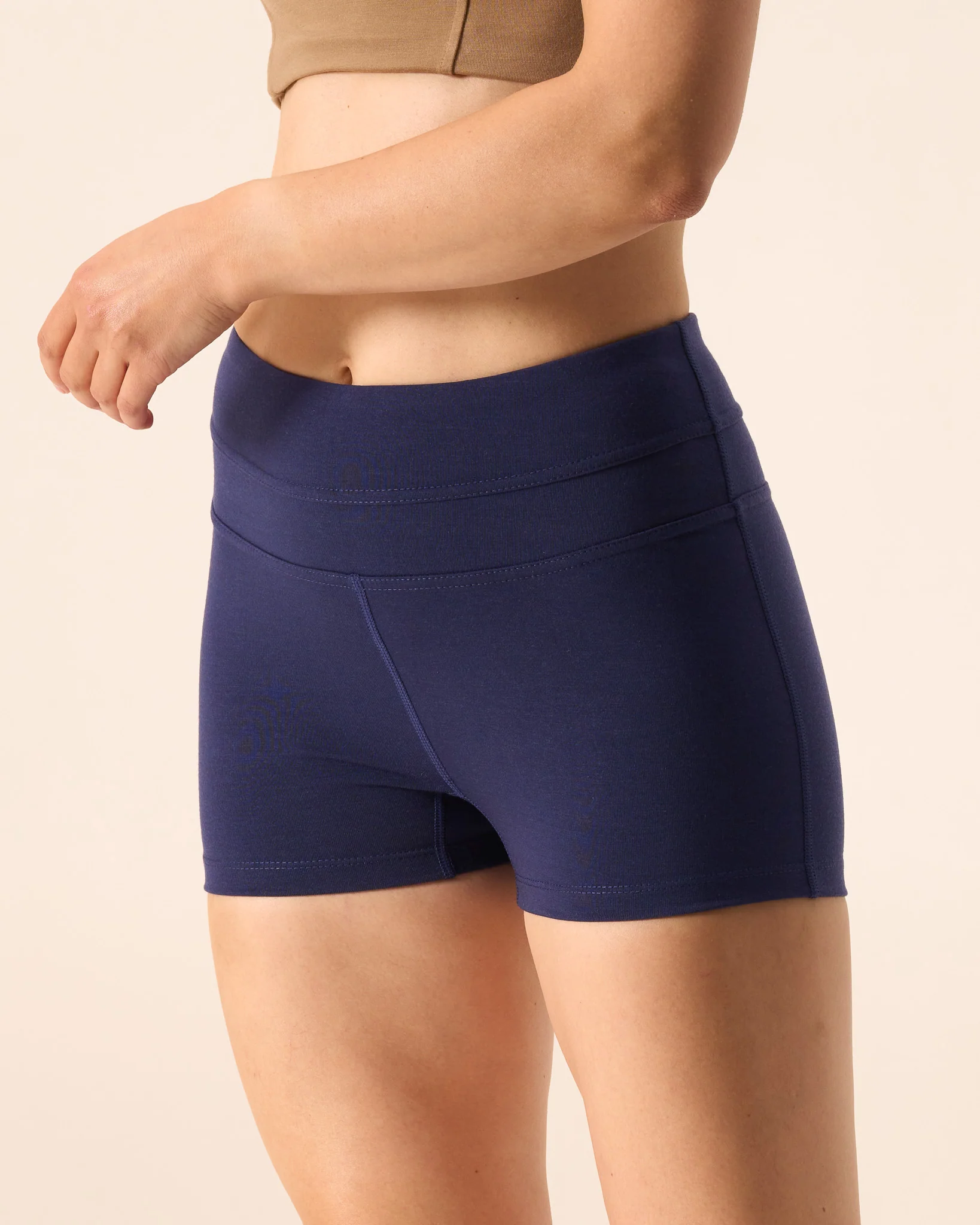 Yoga Short - Image 12