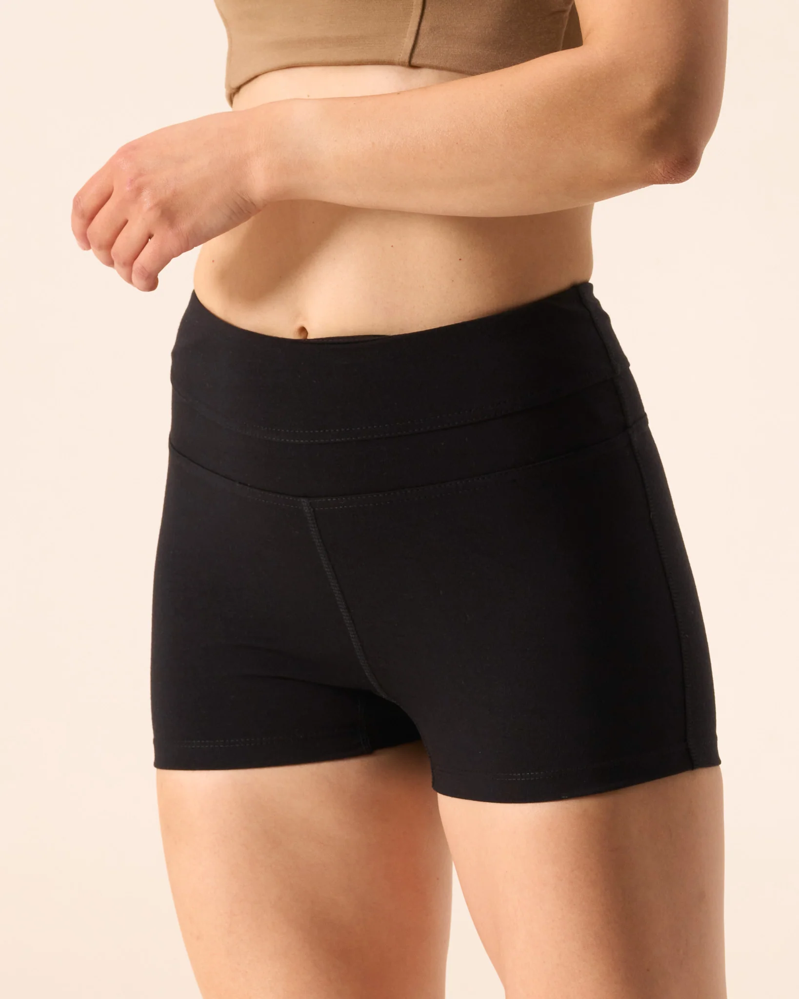Yoga Short - Image 5